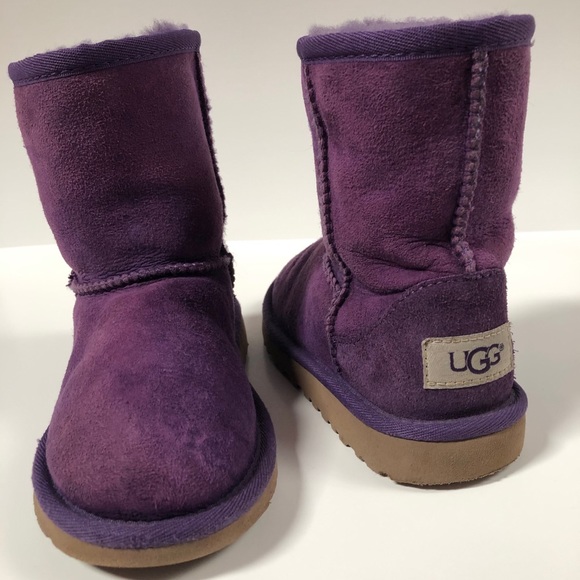 purple uggs